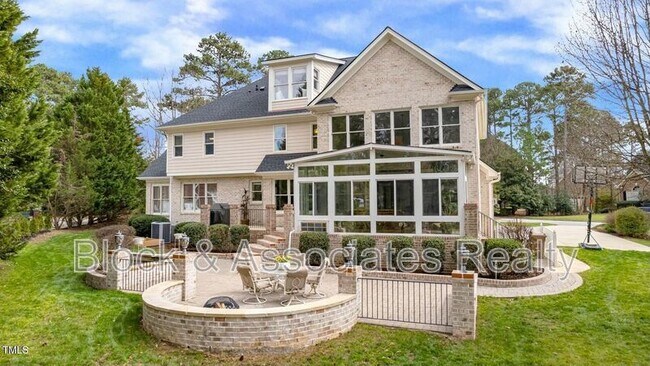 Photo - 325 Hogans Valley Way House