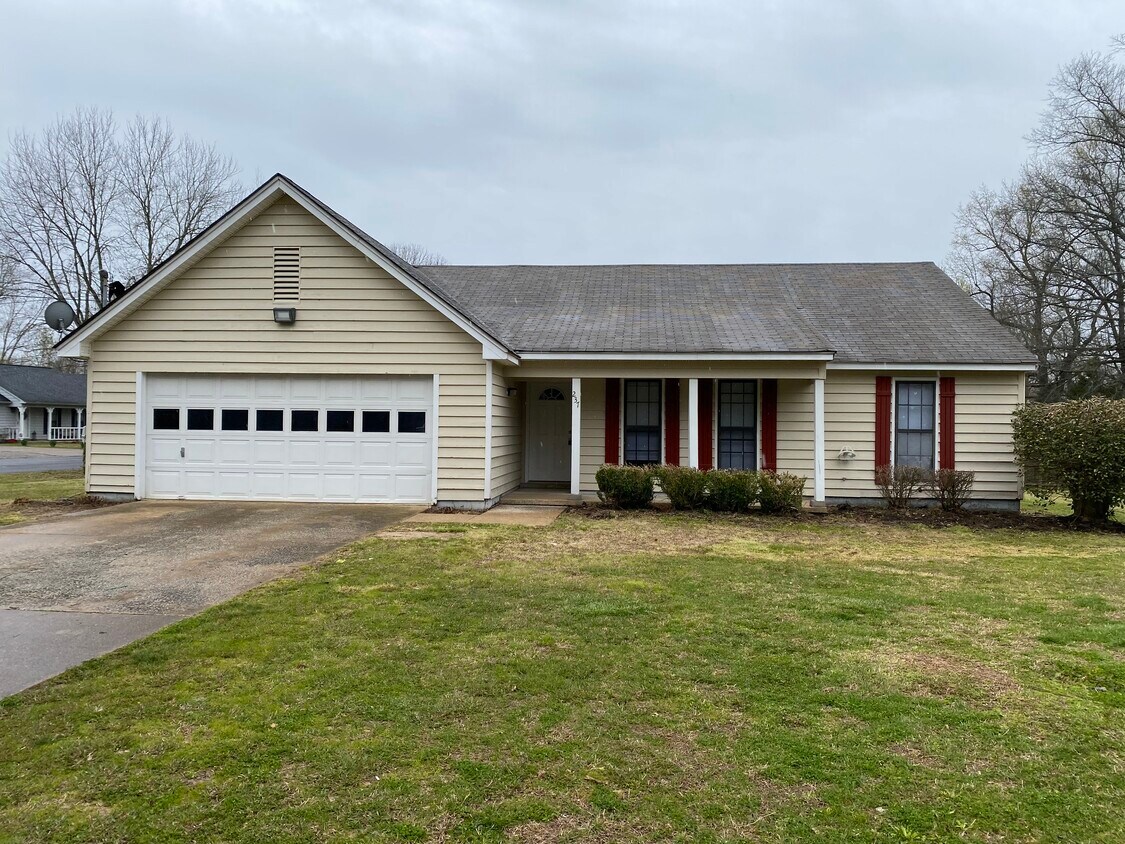 237 Henderson Rd, Jackson, TN 38305 House Rental in Jackson, TN