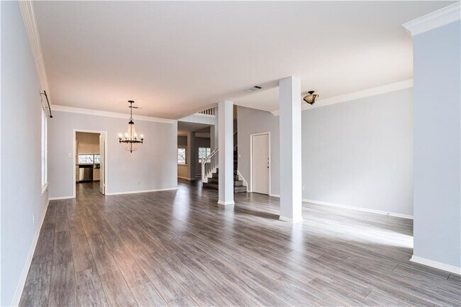 Building Photo - 10608 Sun Tree Cove