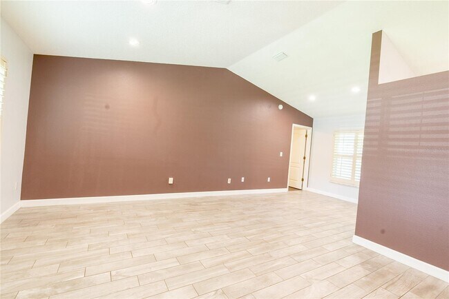 Foto del edificio - 1003 California Creek Dr