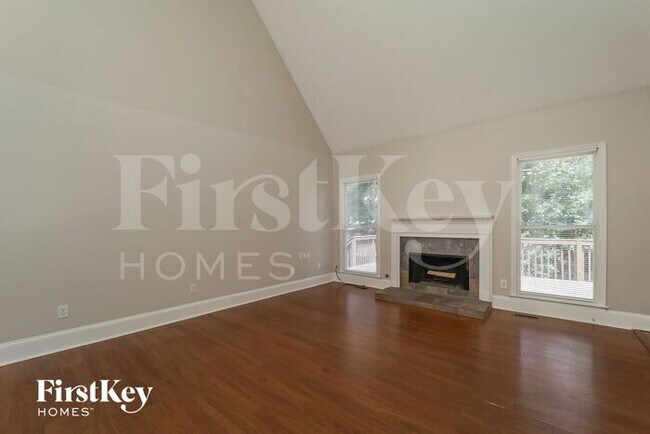 Foto del edificio - 4772 Baker Plantation Dr