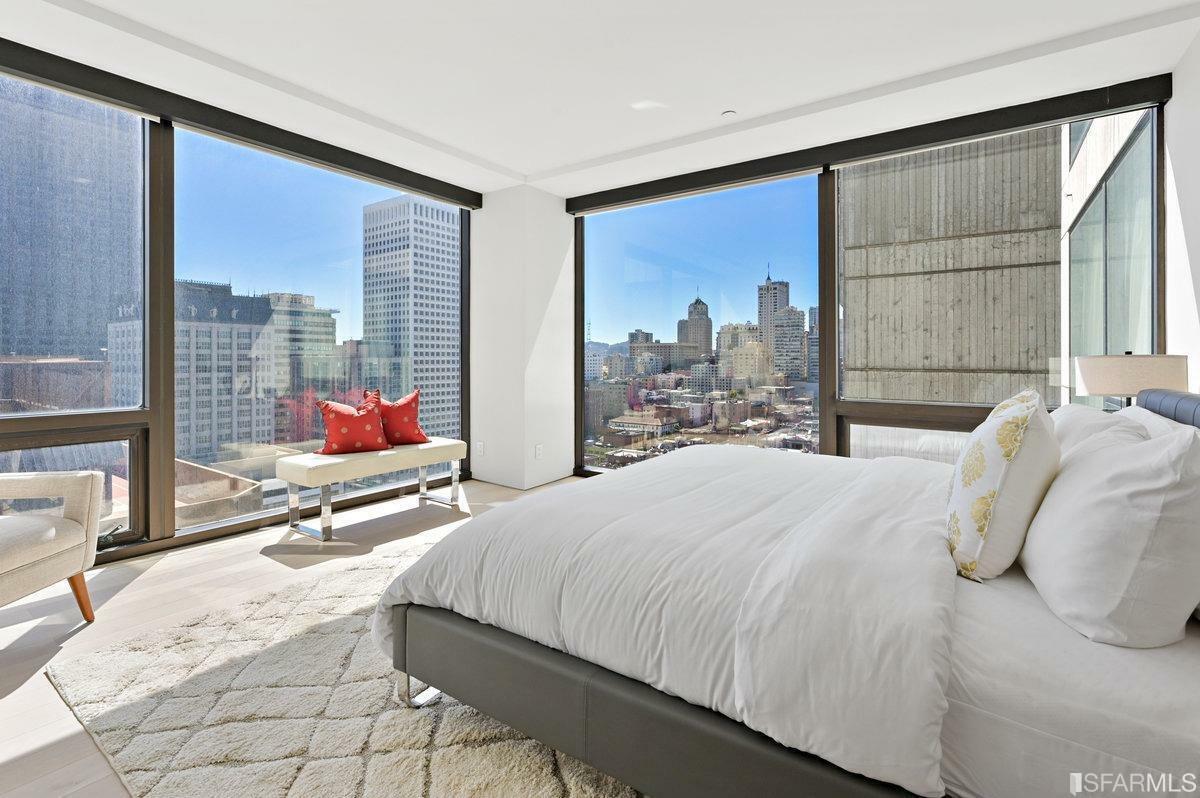 Foto del edificio - 611 Washington St