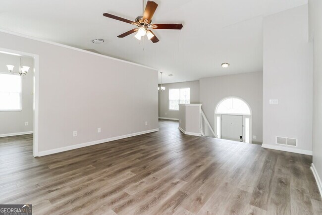 Foto del edificio - 205 Ashland Manor Dr
