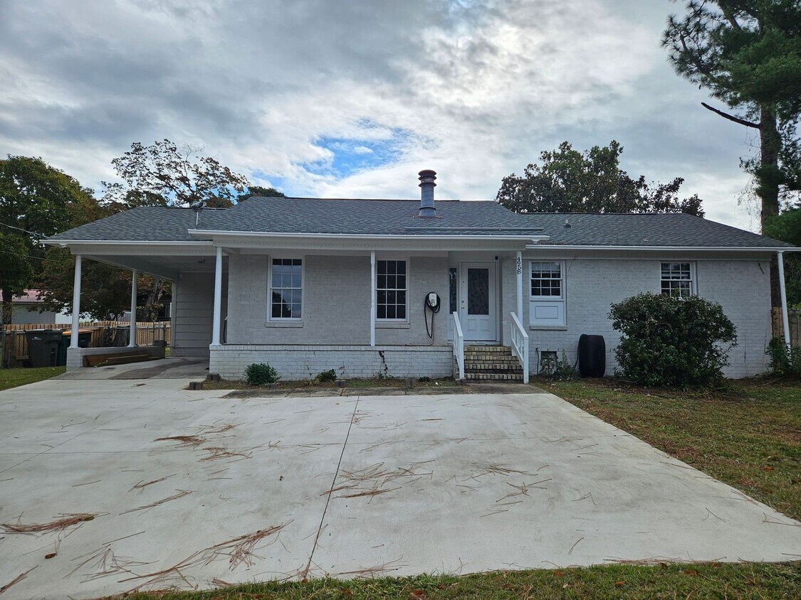 Primary Photo - New Listing