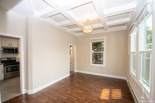 Building Photo - 500 Eugenia Ave
