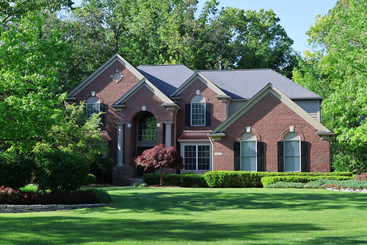 Foto principal - 9305 Amherst Dr