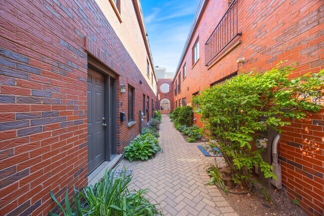 Foto del edificio - 1720 N Orchard St