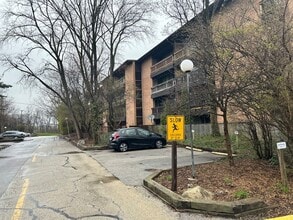 Building Photo - 5500 Hillcrest Ln