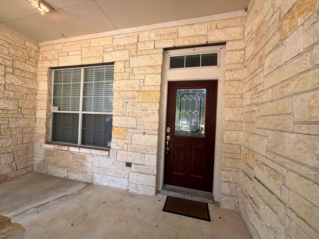 Building Photo - 56 Medici