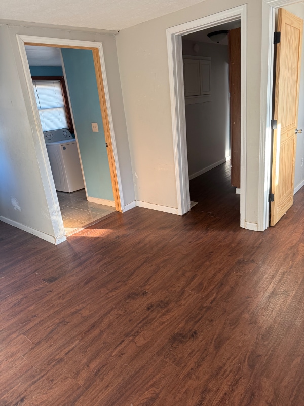 Building Photo - 327 W Shaw St