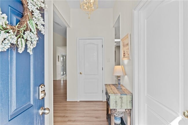 Building Photo - 6302 Penny Ln