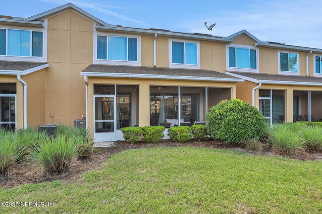 Foto del edificio - 14163 Mahogany Ave