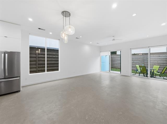 Foto del edificio - 4814 Manett St