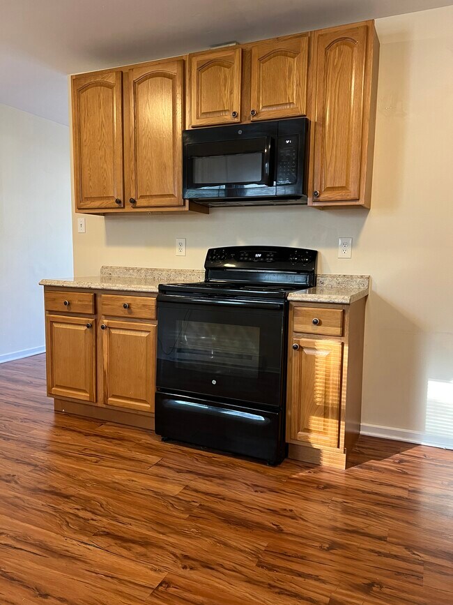Foto del edificio - 508 Berkshire Ln