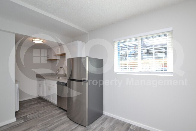 Foto del edificio - 44 E Roanoke Ave