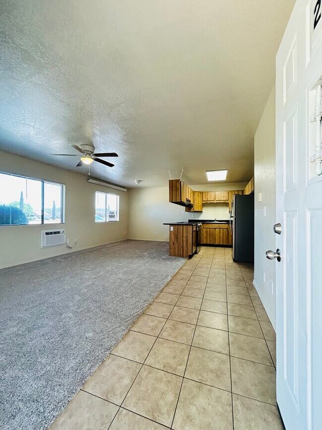 Building Photo - 8324 E Stevens Dr