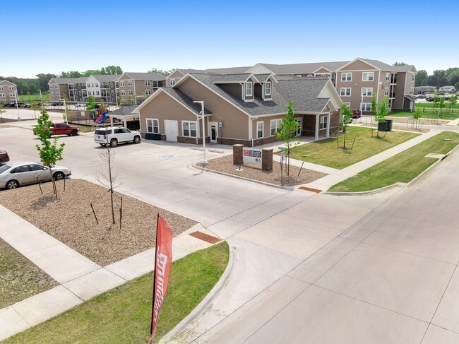 Building Photo - Union at North Crossing