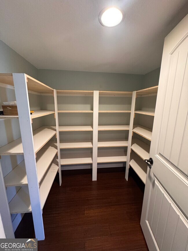 Foto del edificio - 219 Pine Bluff Dr