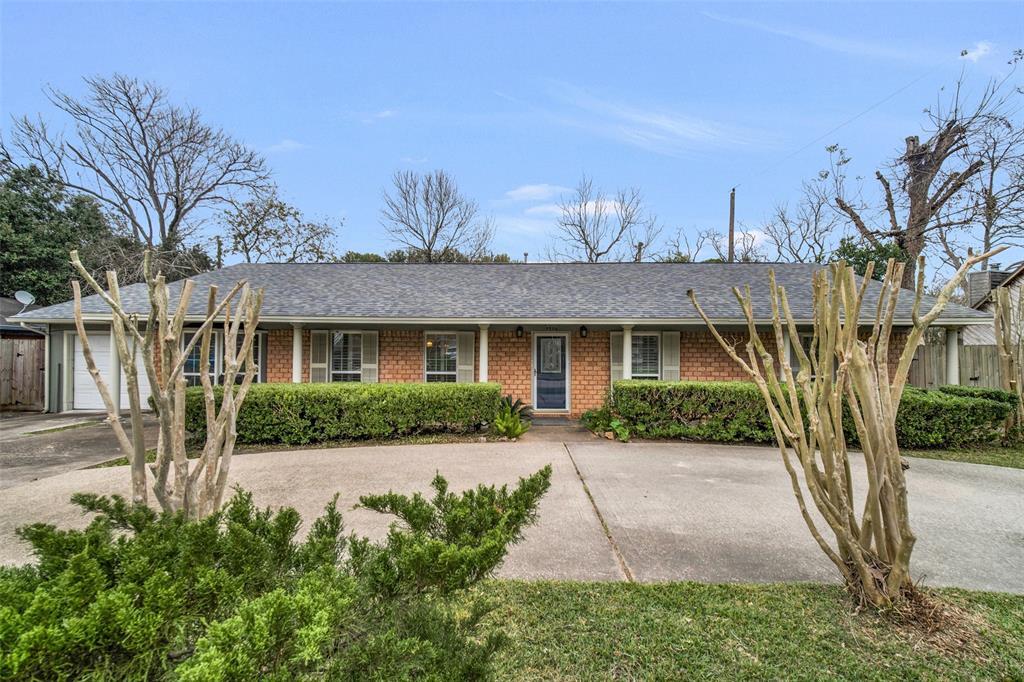 Primary Photo - 3906 Blalock Rd