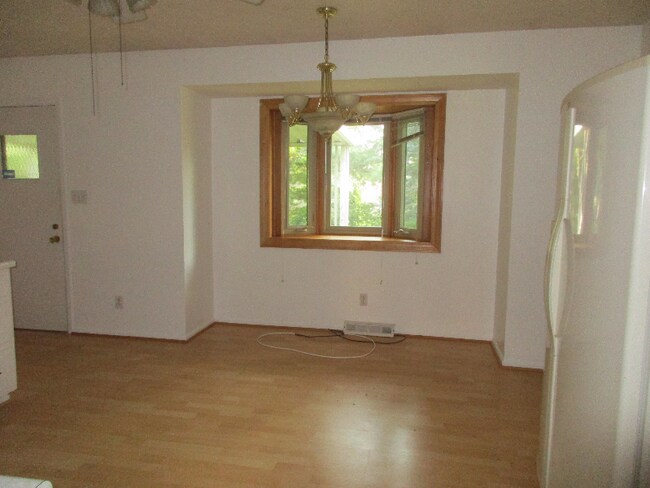 Building Photo - 1367 Bradshire Dr