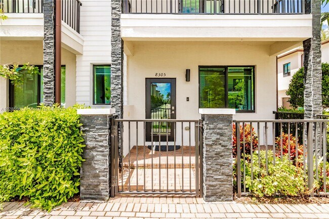Foto del edificio - 8305 NW 49th St
