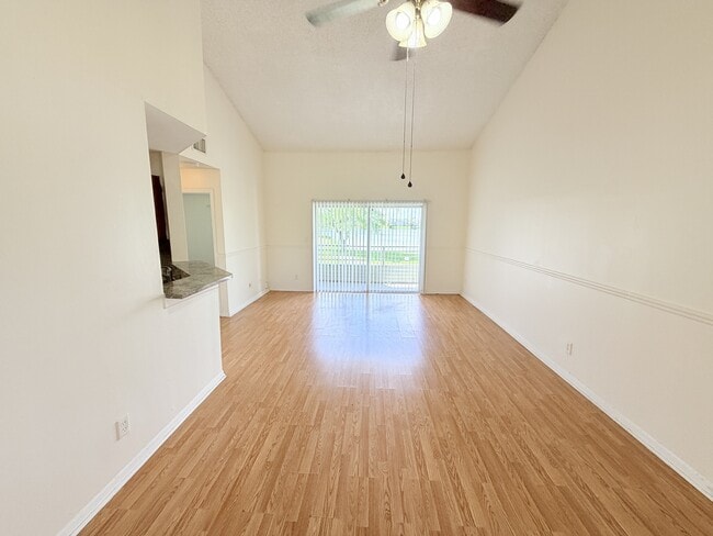 Building Photo - 3453 NW 44th St