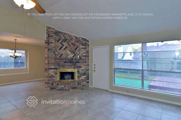 Building Photo - 3543 Windmoor Dr