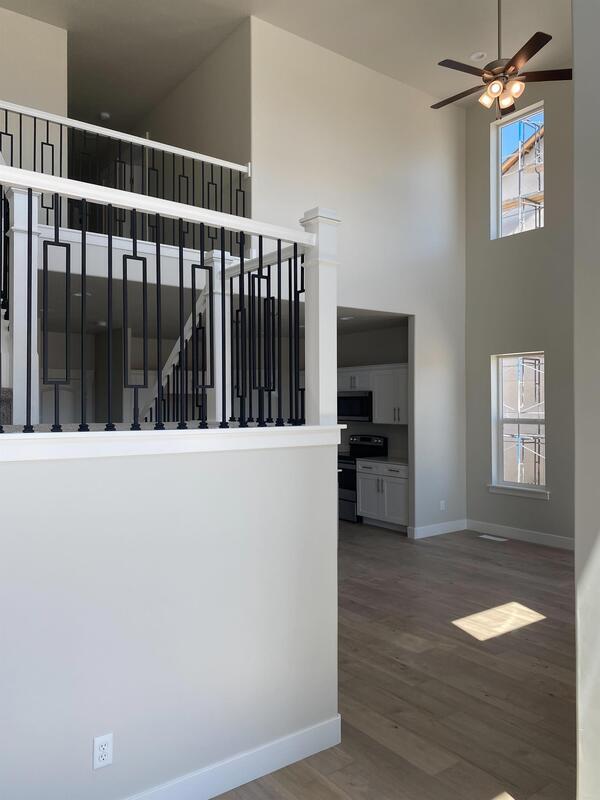 Building Photo - 3742 Canyon Falls Dr