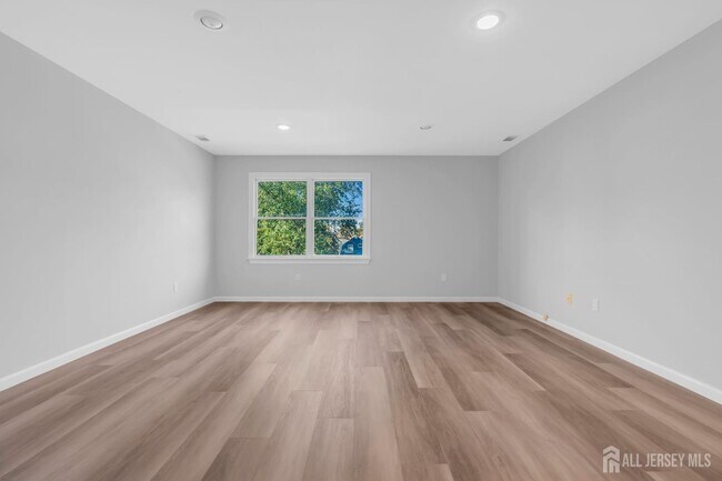 Foto del edificio - 213 Main St