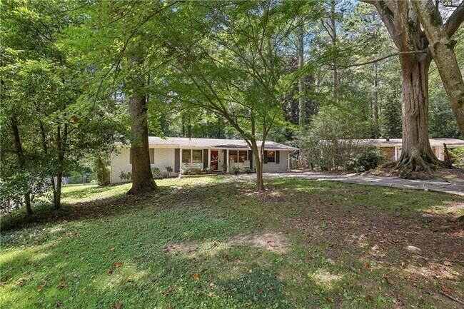 Foto del edificio - 2172 Jonathon Ln NE