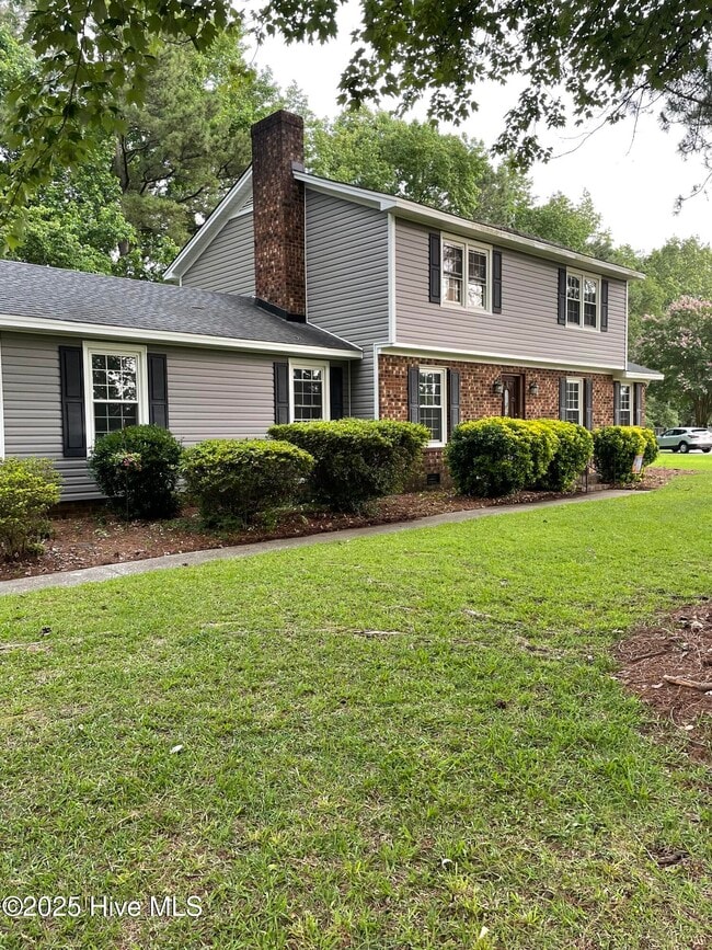 Building Photo - 104 Evanswood Dr