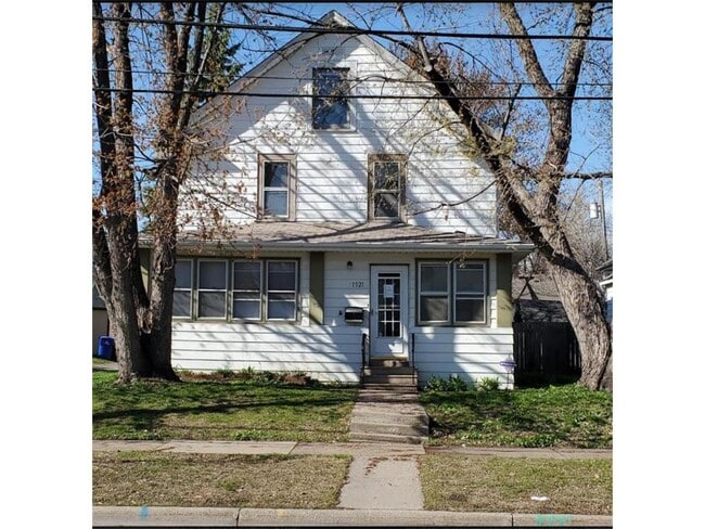 Building Photo - 1521 Thomas Ave