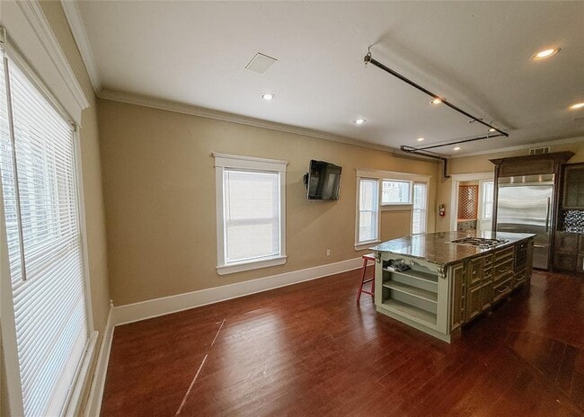 Building Photo - 1120 NW 51st St