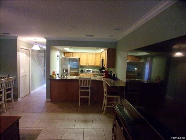 Building Photo - 1637 SE Paradise Cir