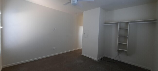 Foto del edificio - 2238 N 14th Pl