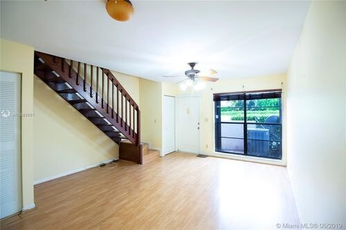 Foto del edificio - 9792 NW 14th St