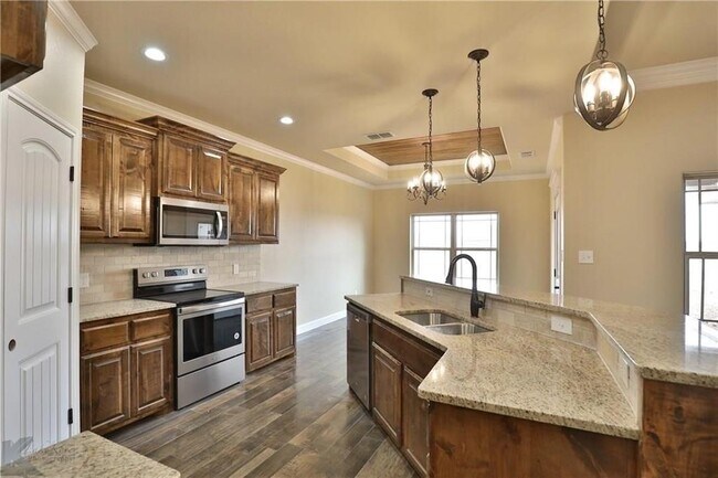 Building Photo - 128 Pepper Creek Trail