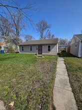 Building Photo - 2708 Central Dr