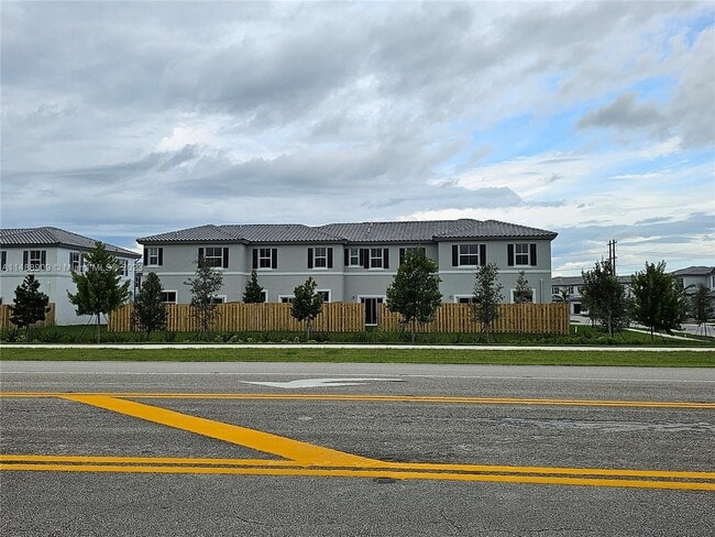 Building Photo - 11834 NW 46th St
