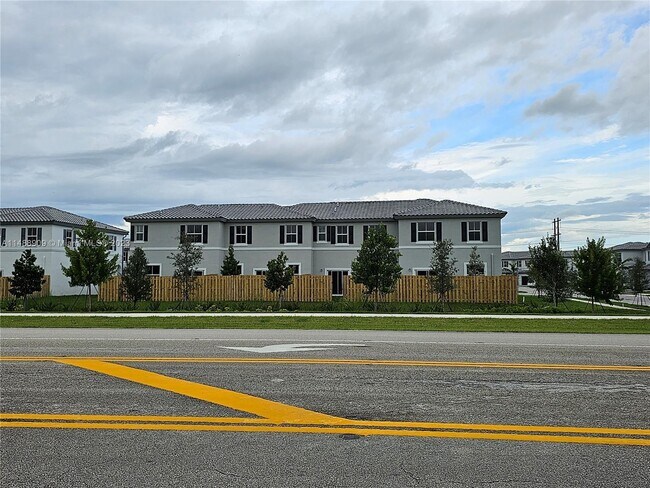 Foto del edificio - 11834 NW 46th St