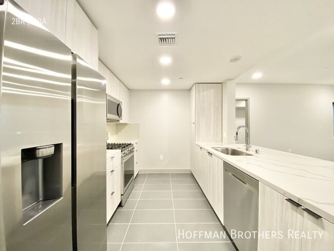 Foto del edificio - 1532 Brockton Ave