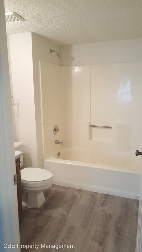Building Photo - 2 br, 2 bath Apartment - 21 Colony Park