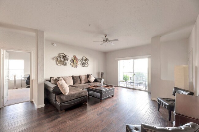 Foto del edificio - 14145 N 92nd St
