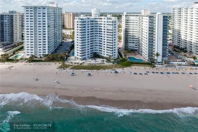 Building Photo - 3600 Galt Ocean Dr