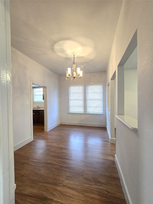 Building Photo - 6910 Avenue K