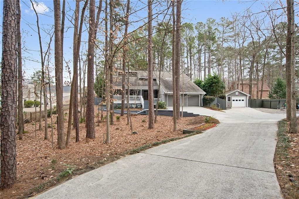 Primary Photo - 4200 Gunnin Rd