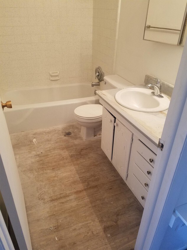 Foto del edificio - 3460 Brinker Ave