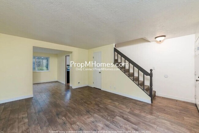 Foto del edificio - Charming Three Bedroom Home in SW Portland!
