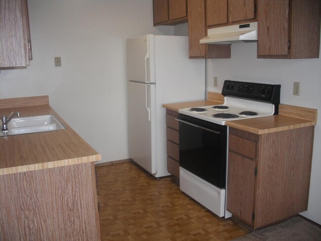 Building Photo - 345 I St