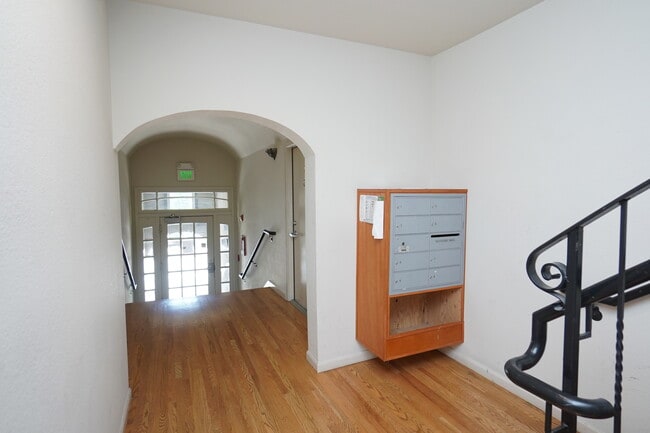 Photo - 2215 Channing Way Apartments